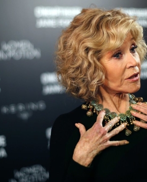 Jane Fonda, 84, dan Bisnis Barunya