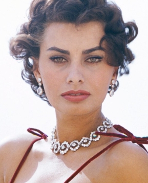 Awet Muda dan Produktif ala Sophia Loren