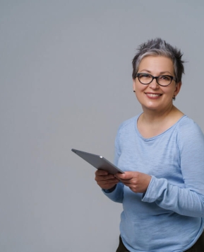 7 Kutipan Perempuan Hebat untuk Afirmasi Positif Hubungan yang Sehat