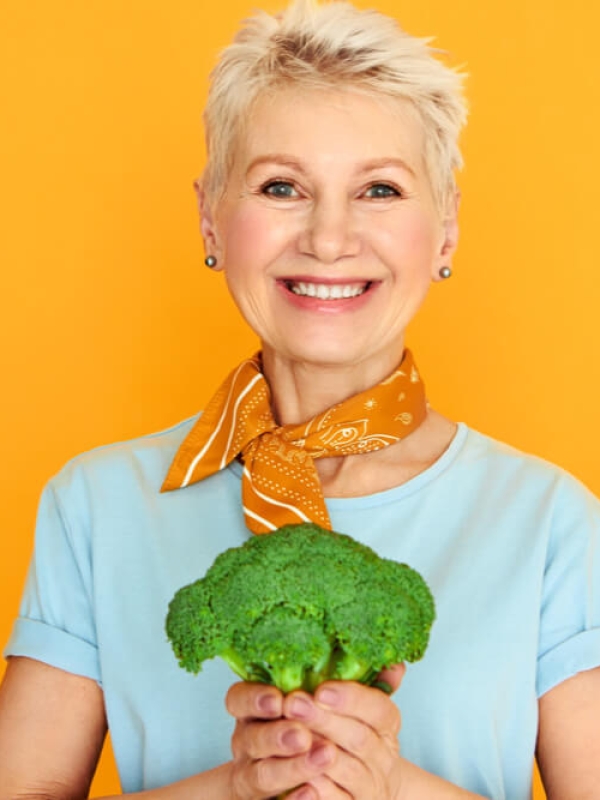 Pentingnya Veganisme untuk Perempuan Platinum